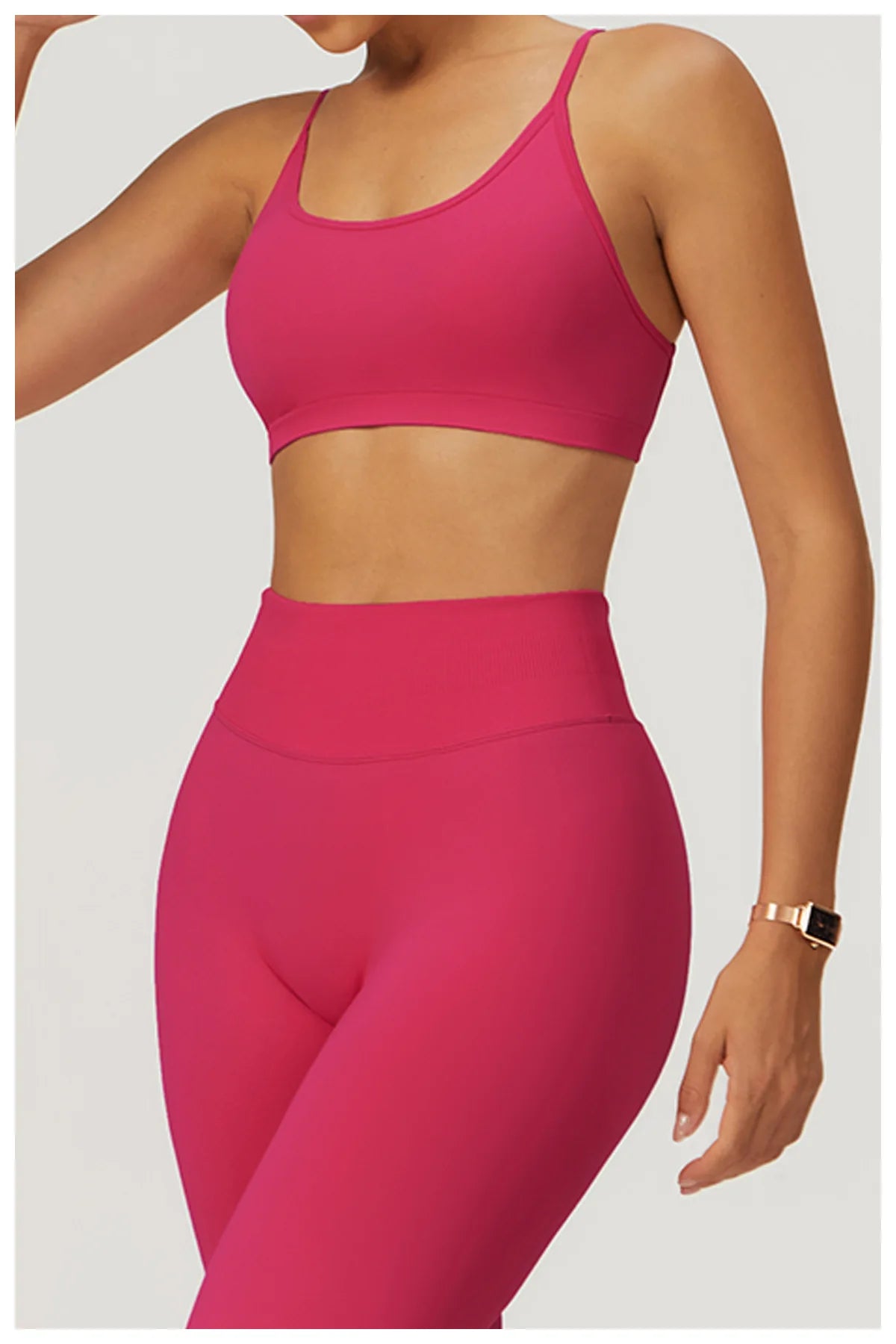 Awakens Seamless Women's Sports Bra with Crossing Back Straps
