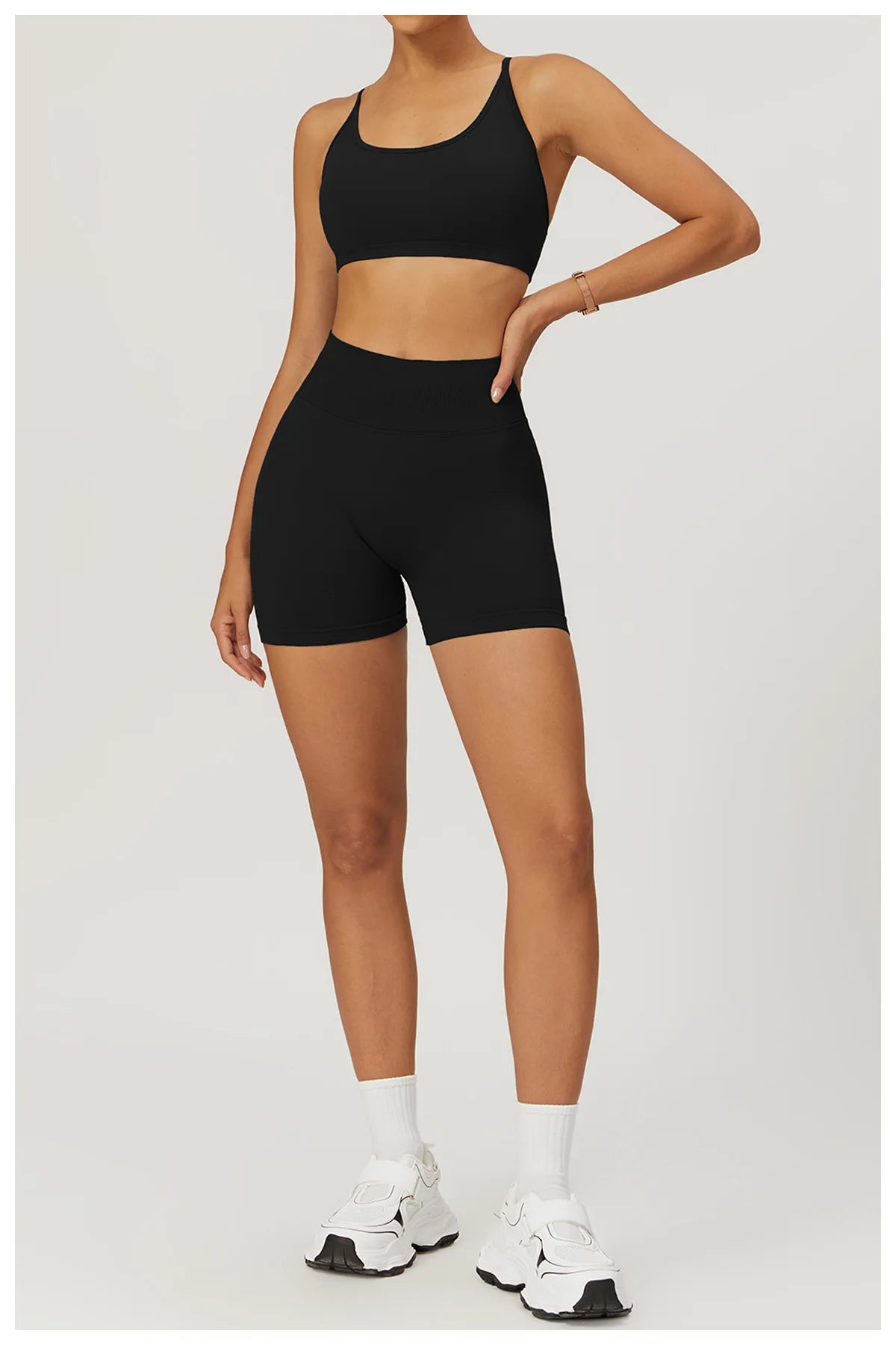 Awakens Seamless Women's Sports Bra with Crossing Back Straps