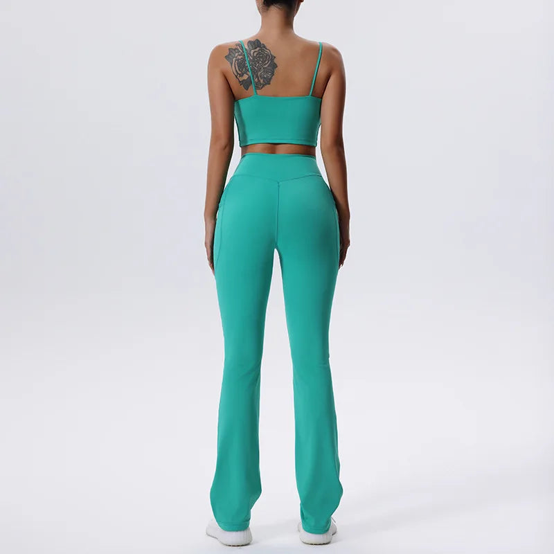 Awakens 2-Piece Women's Sports Set: Push-Up Tracksuit &amp; Leggings